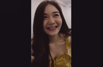 Make A Loss Indo Viral Hot Menunggu Kereta Api Terakhir